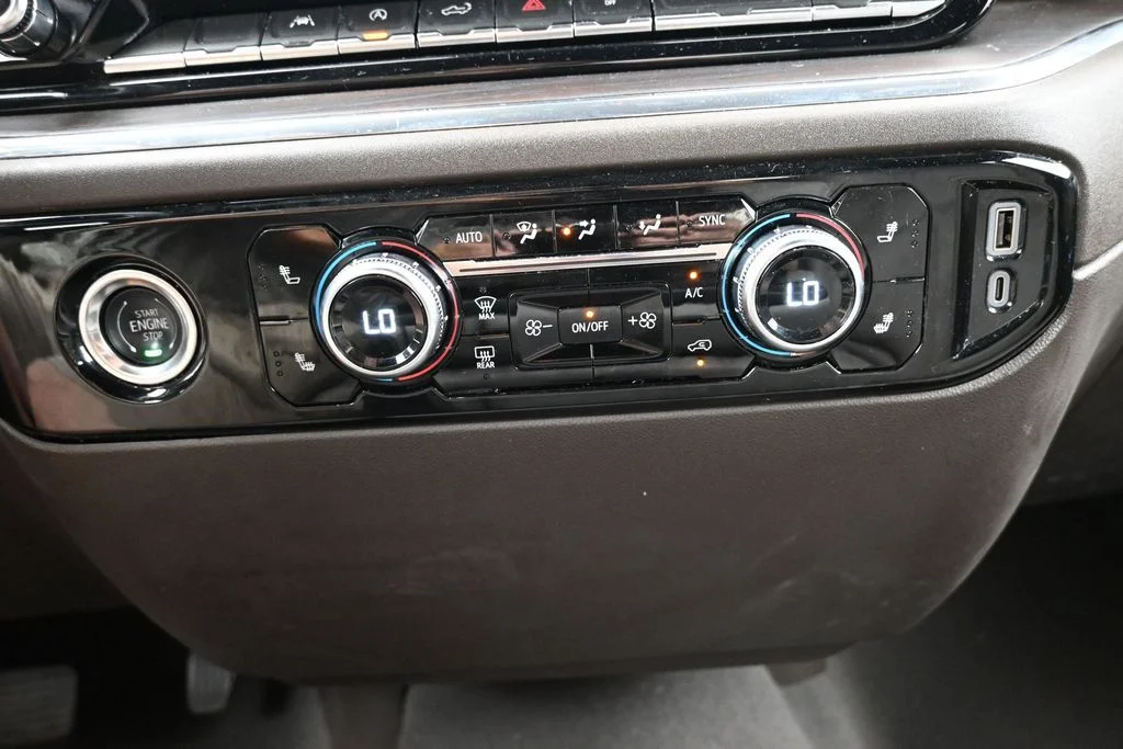 2024 GMC Sierra 1500 SLT - Photo 13