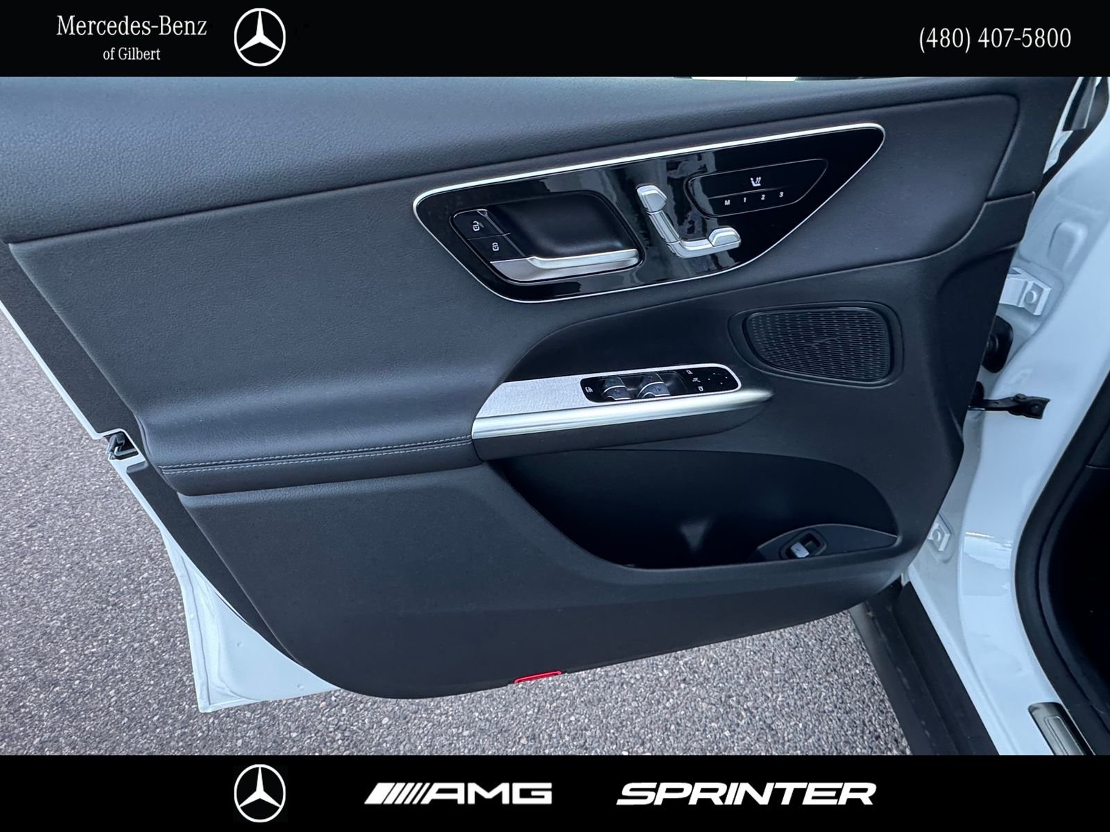 New 2026 Polar White Mercedes-Benz GLC 300 image 11