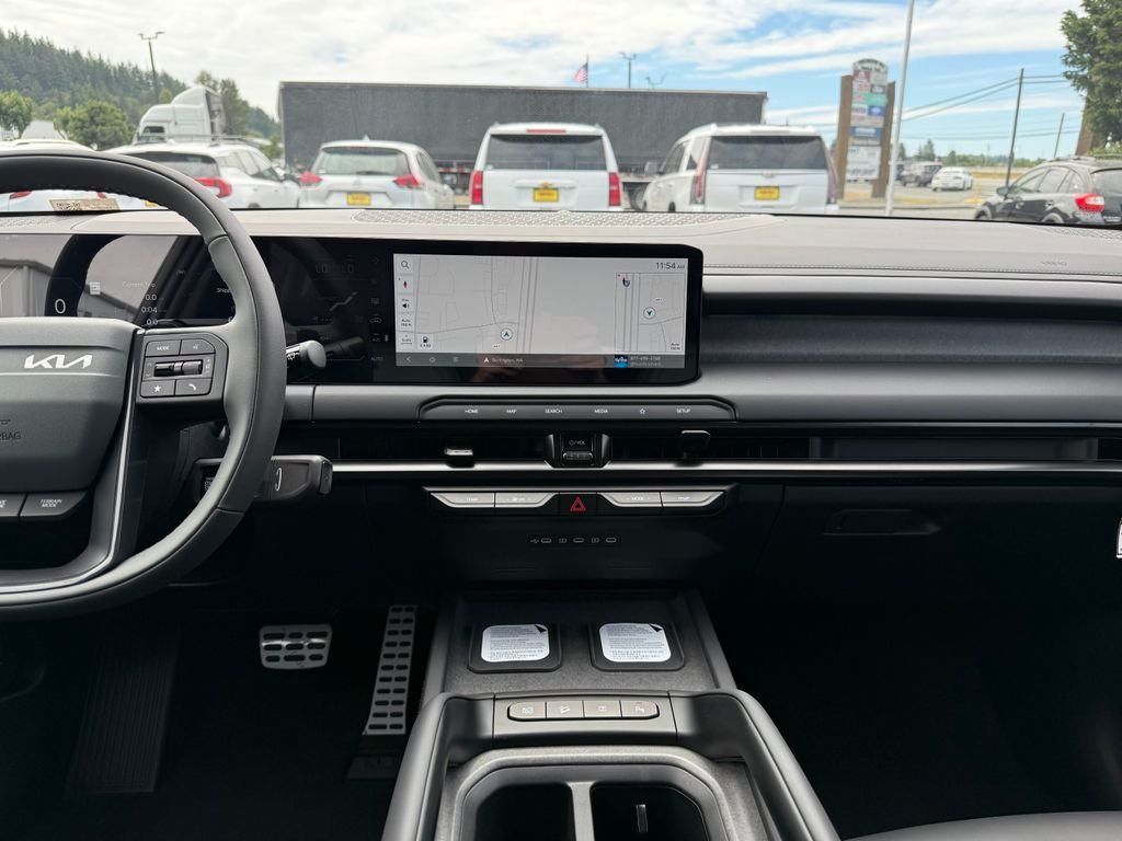New 2027 Glacial White Pearl Kia X-LINE SX image 21