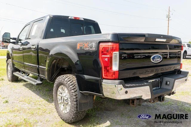 Used 2017 Black Ford XLT image 8