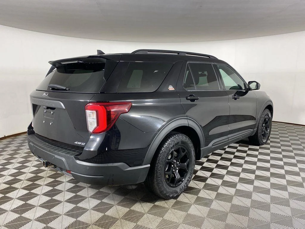 Used 2023 Black Metallic Ford Timberline image 10