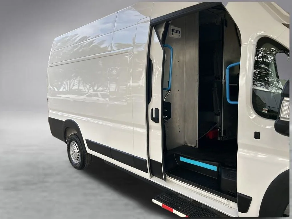 Used 2024 White Ram Super High Roof image 20