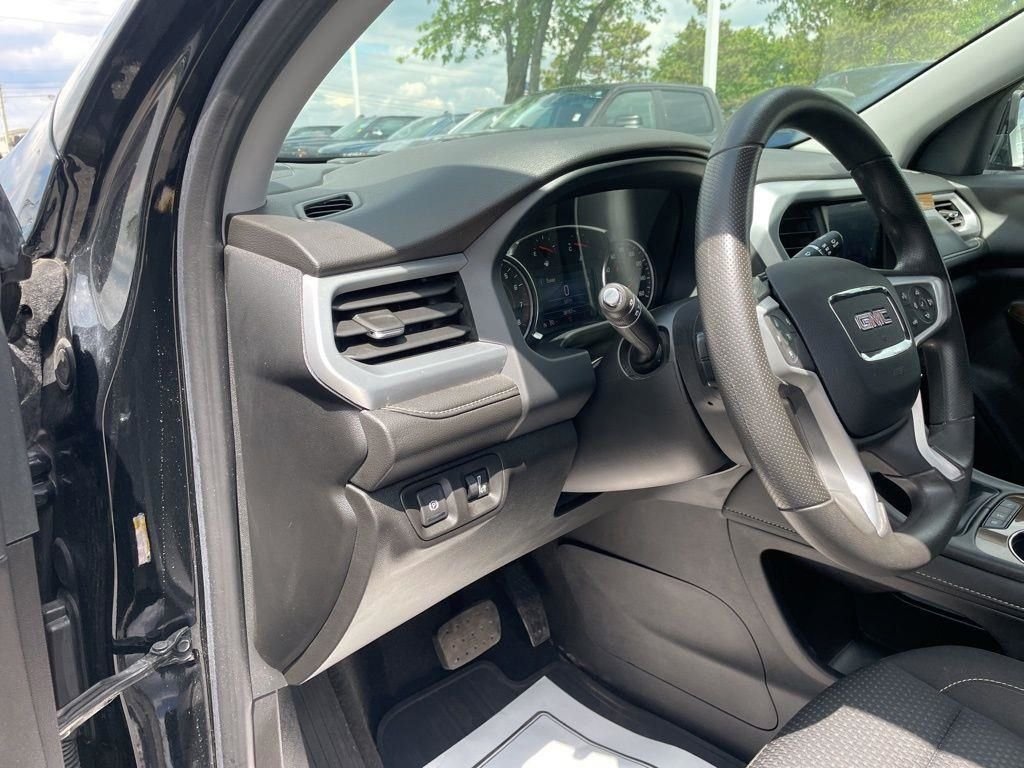Used 2023 Black GMC SLE image 19