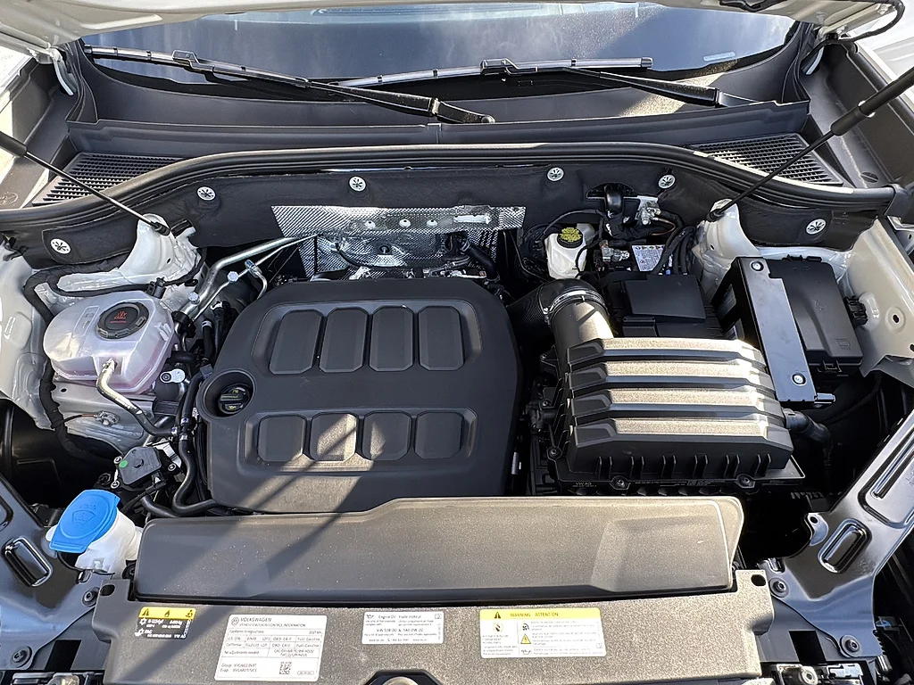 New 2027 Sandstone Volkswagen SEL Premium R-Line 4MOTION image 33