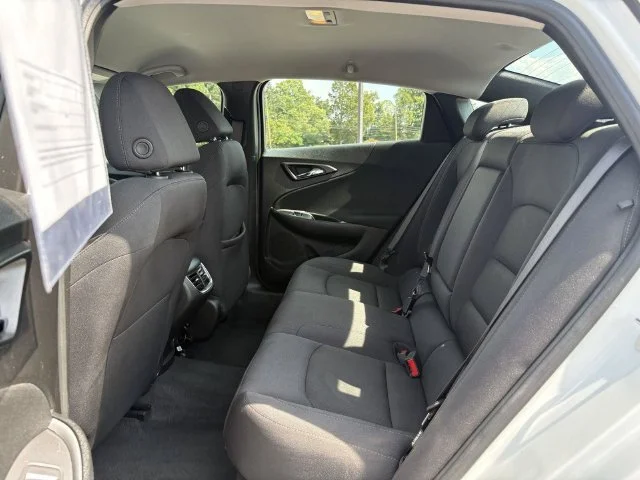 Used 2024 White Chevrolet LT image 11