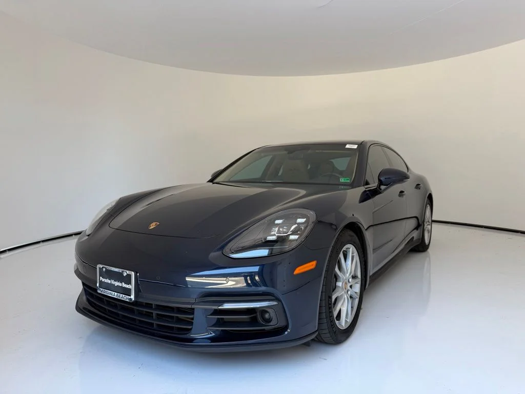 2018 Porsche Panamera 4's photo