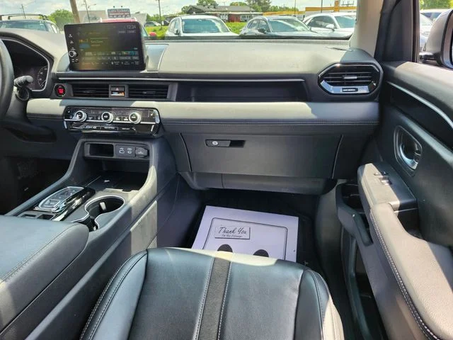 Used 2024 Black Honda Touring image 17