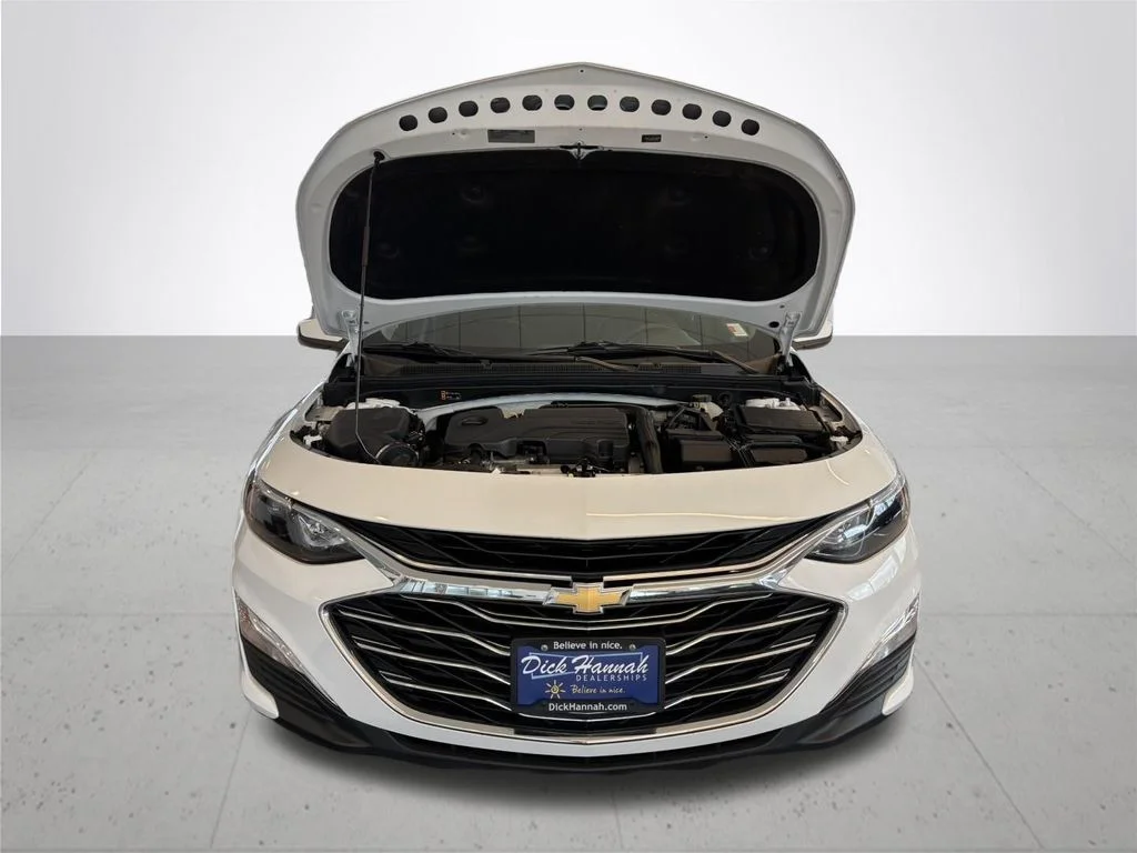 Used 2020 White Chevrolet LS image 4