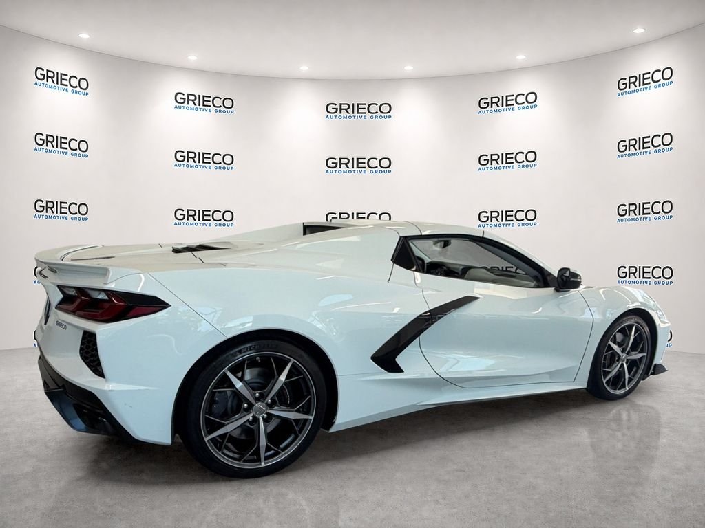Used 2023 White Chevrolet Stingray image 7
