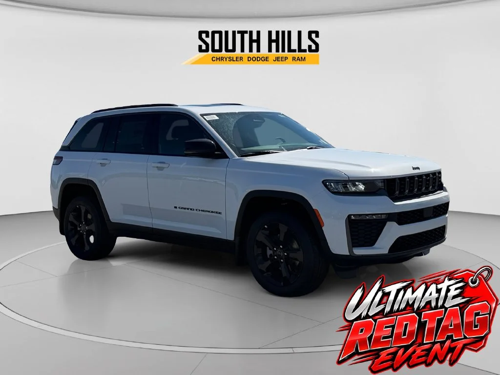 New 2027 Bright White Clear-Coat Paint Jeep Limited Reserve image 7