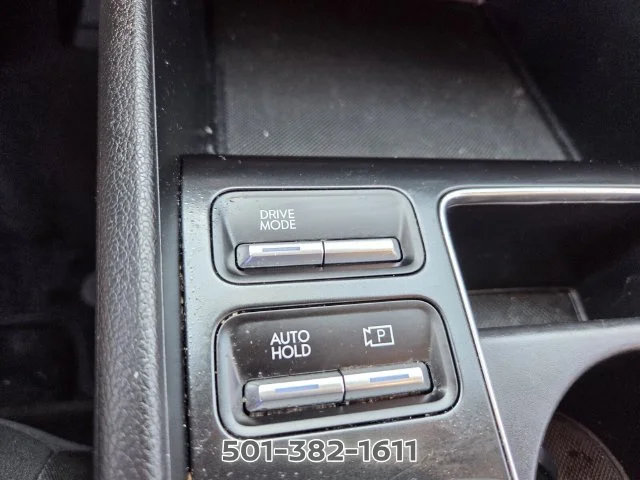Used 2024 Black Hyundai SEL image 22
