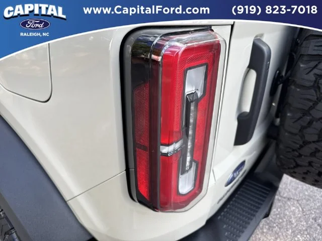 Used 2025 Beige Ford Badlands image 15