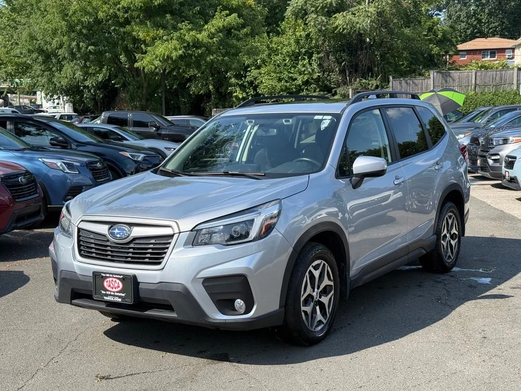 Used 2021 Ice Silver Metallic Subaru Premium image 1