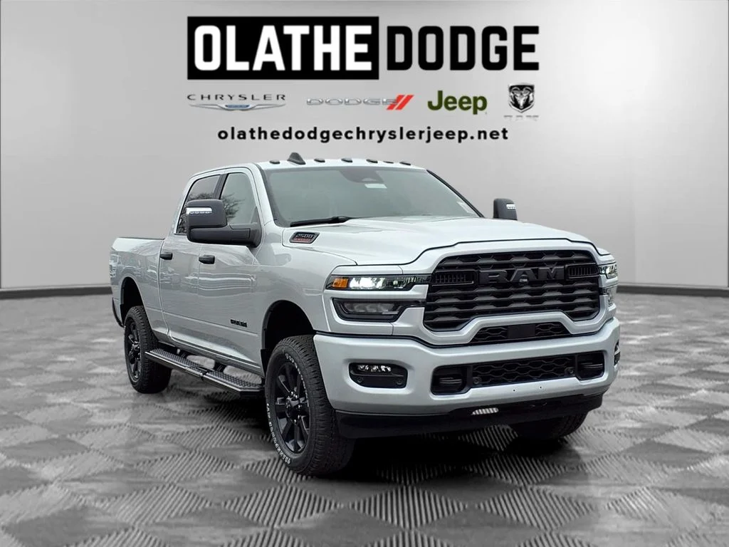 New 2026 Silver-Zynith Exterior Paint RAM Big Horn image 32
