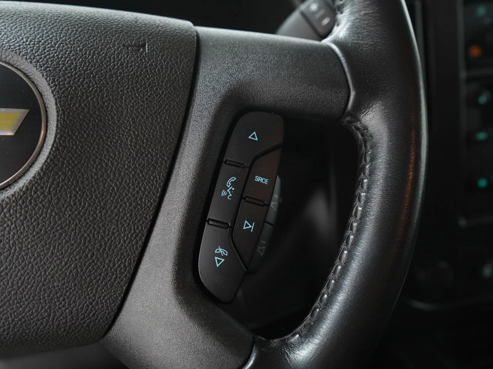 Used 2023 Summit White Chevrolet LS image 26