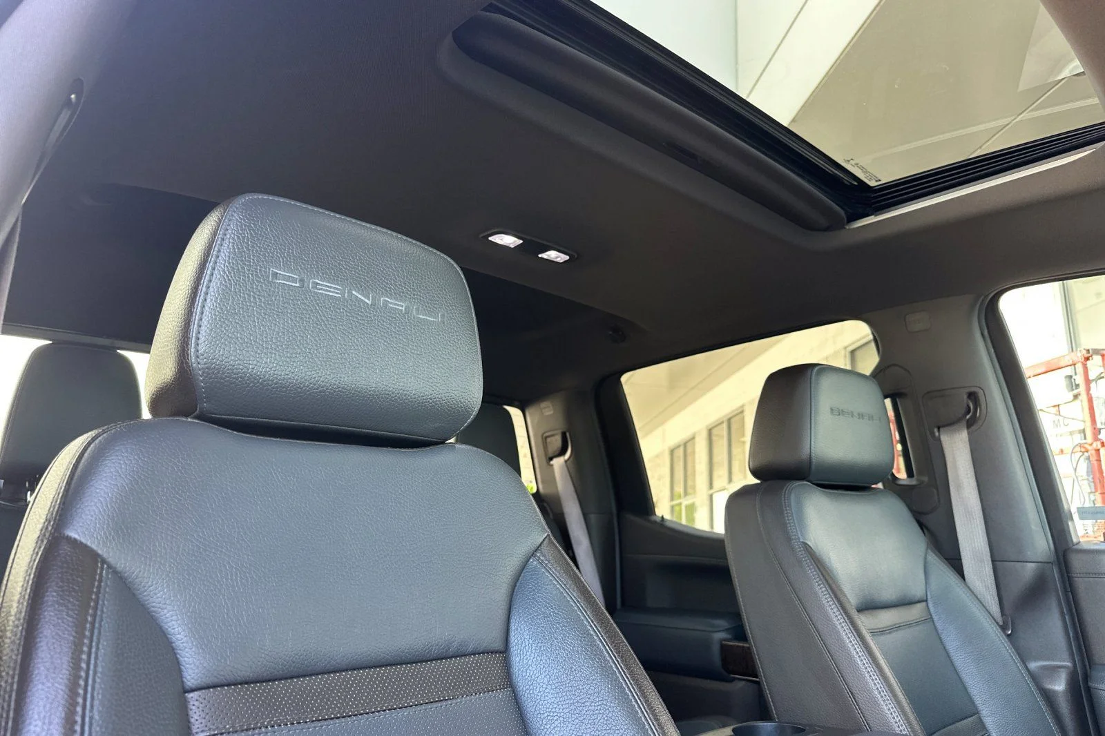Used 2021 Blue GMC AT4 image 16