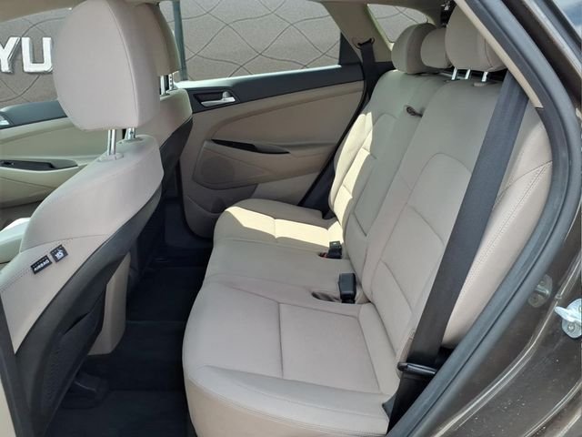 2020 Hyundai Tucson SE - Photo 14