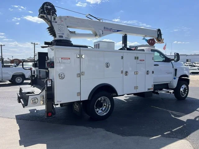 New 2024 Summit White Chevrolet Work Truck image 16