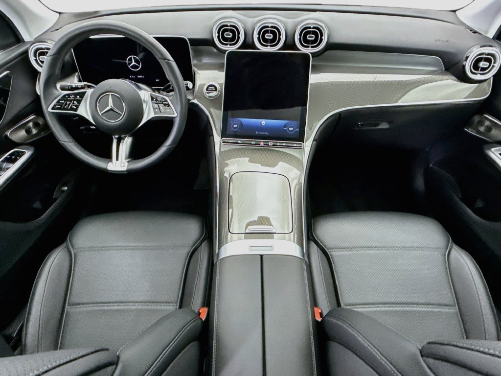 Certified Used 2026 Cirrus Silver Metallic Mercedes-Benz GLC 300 image 13