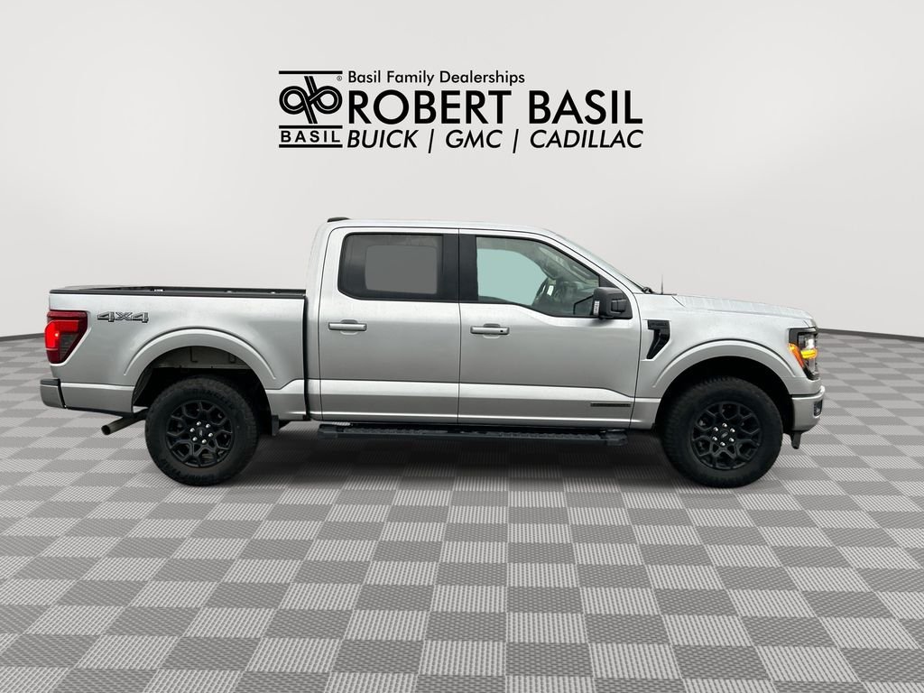 Used 2025 Silver Ford XLT image 9