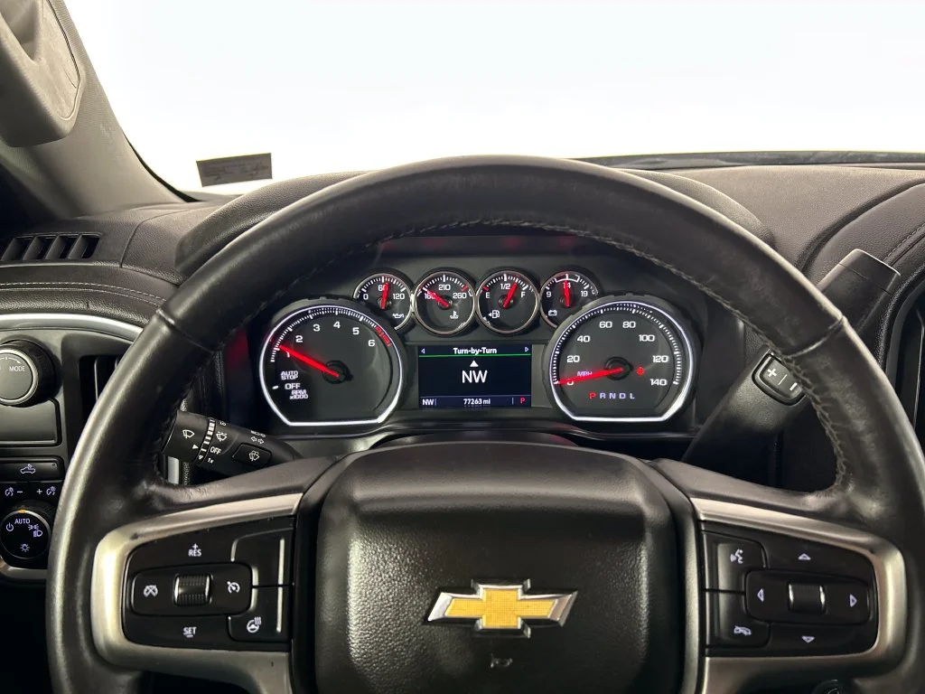 Used 2021 Gray Chevrolet LT image 14