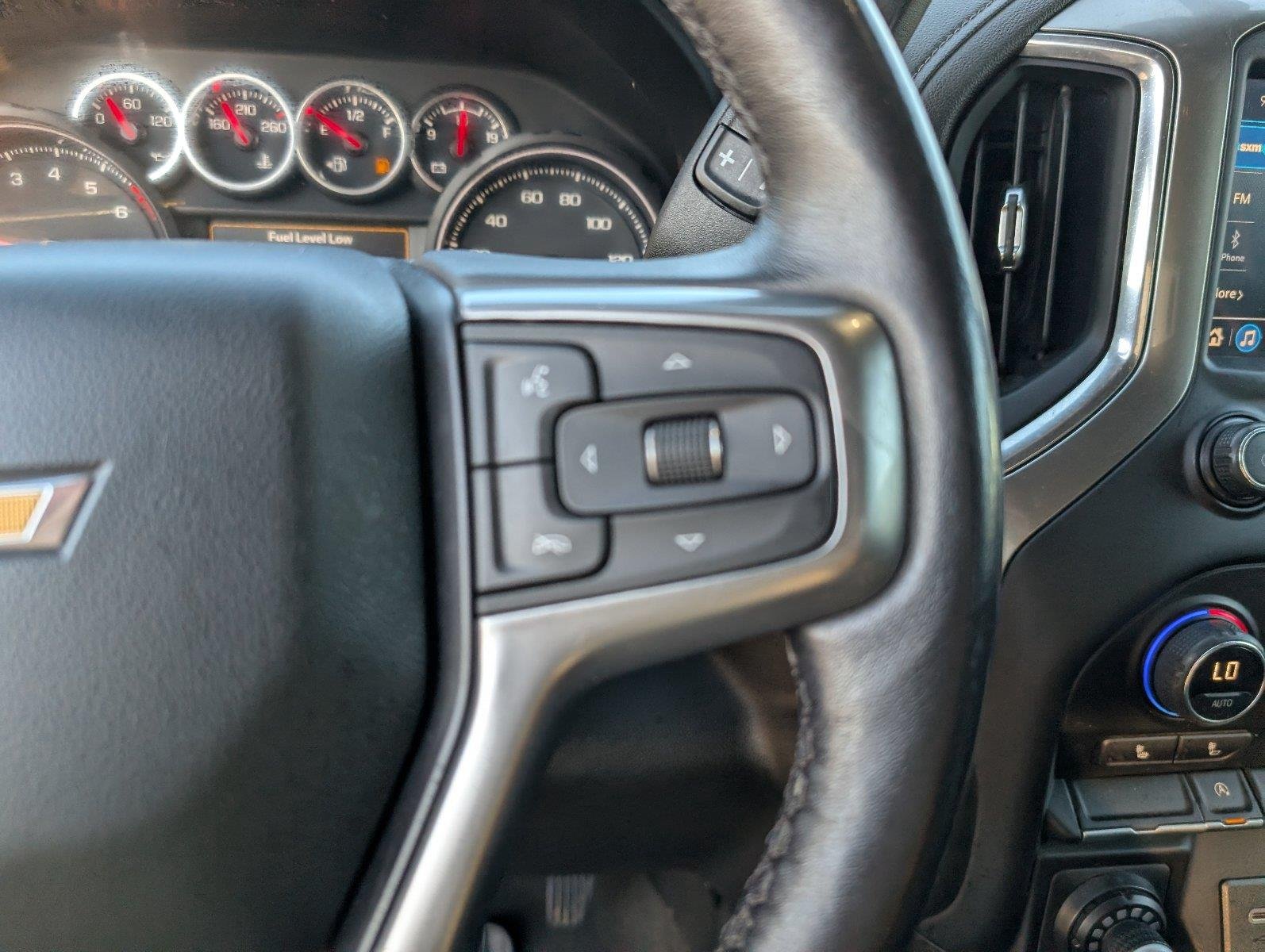Used 2022 Shadow Gray Metallic Chevrolet LT image 28