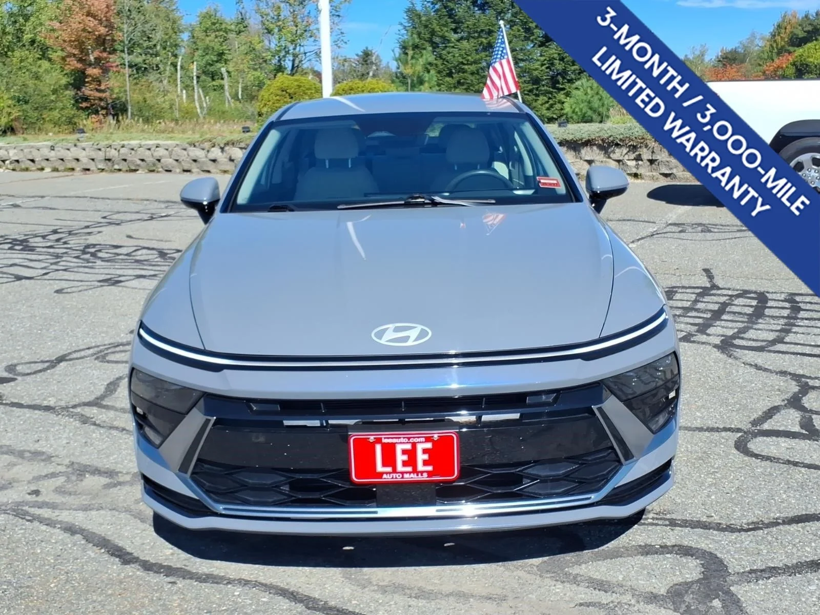 Used 2025 Blue Hyundai SEL image 2