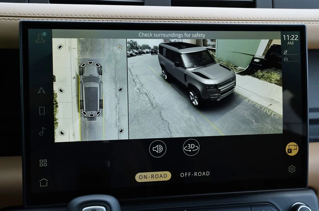New 2026 Santorini Black Land Rover X-Dynamic SE image 29