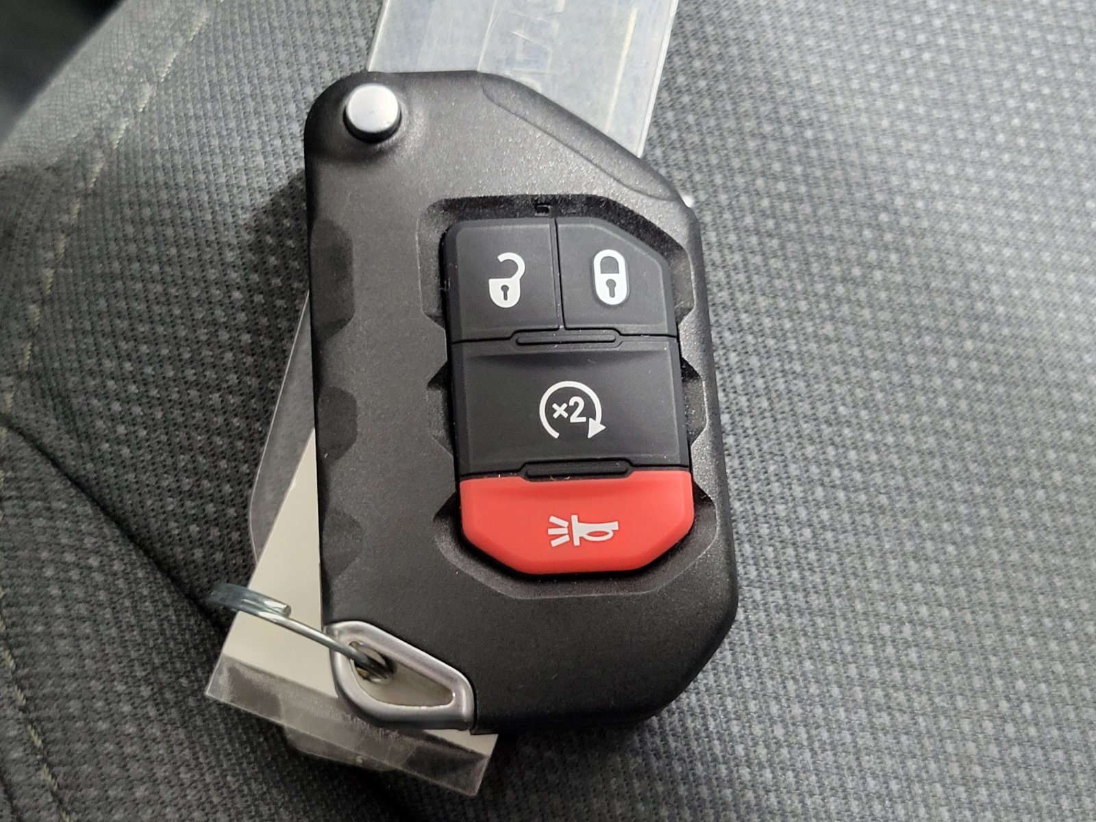 Used 2019 Yellow Jeep Unlimited Sport S image 23