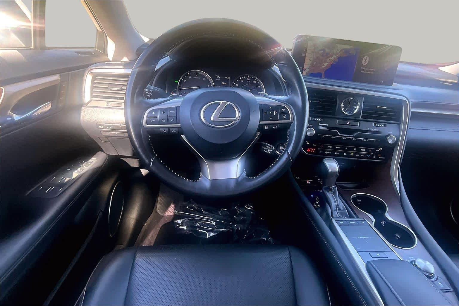 Used 2020 Eminent White Pearl Lexus  image 6