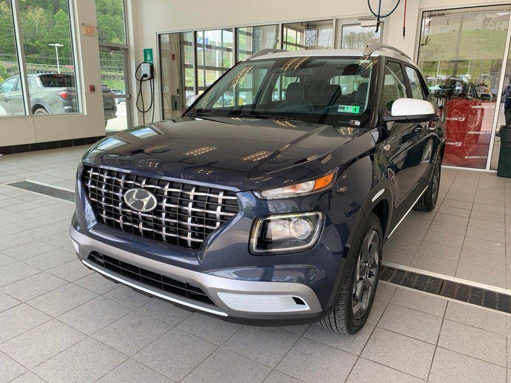 New 2026 White Hyundai SEL w/Two-Tone Roof image 2