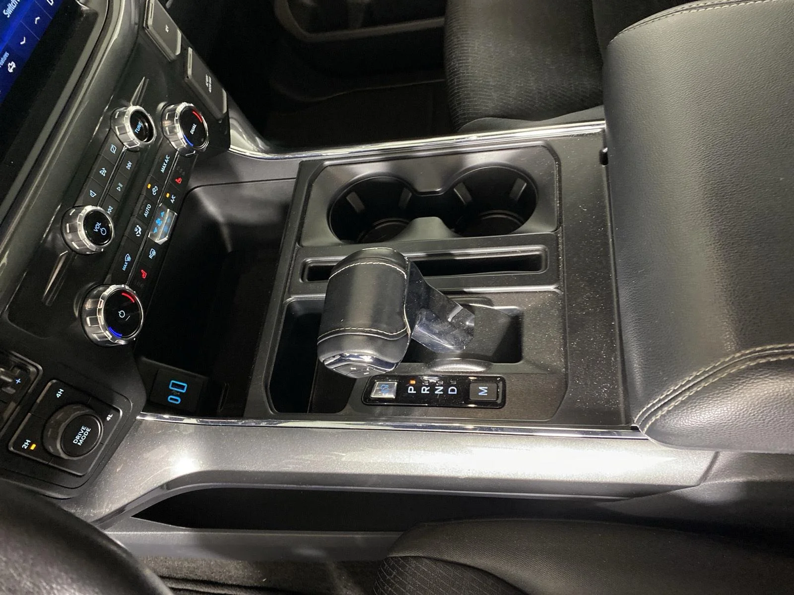 Used 2022 Agate Black Ford XLT image 27