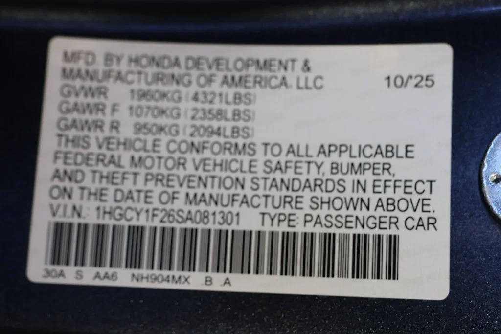 Used 2025 Meteorite Gray Metallic Honda LX image 28