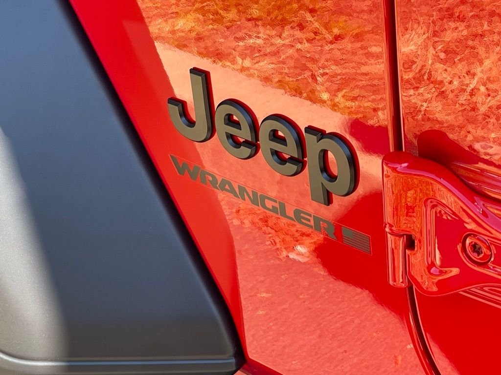 New 2026 Firecracker Red Clear-Coat Exterior Paint Jeep Sport image 9