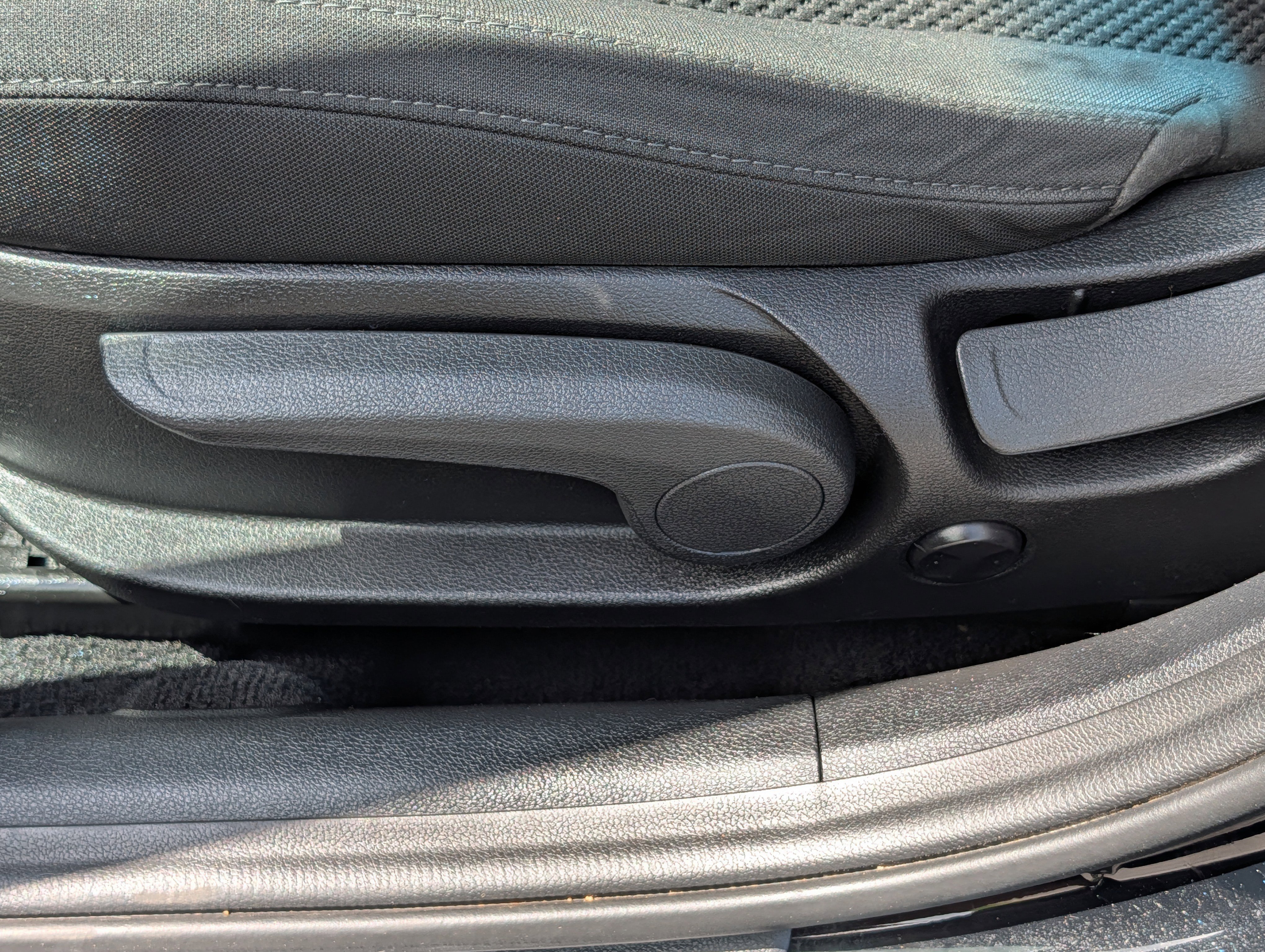 Certified Used 2019 Ebony Black Kia LX image 20