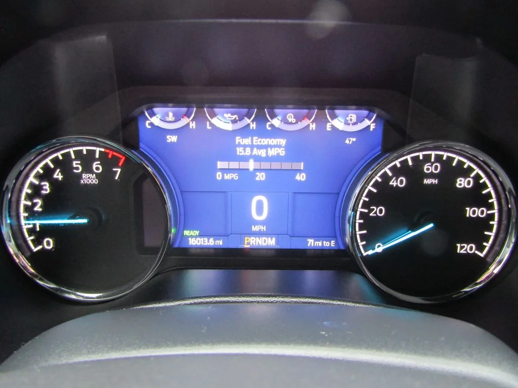 Used 2023 Oxford White Ford XLT image 17