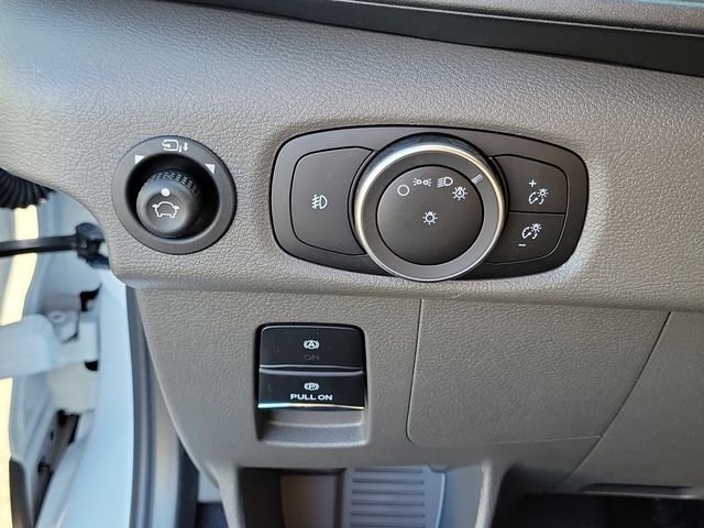 New 2025 Oxford White Ford Passenger Van XLT image 12