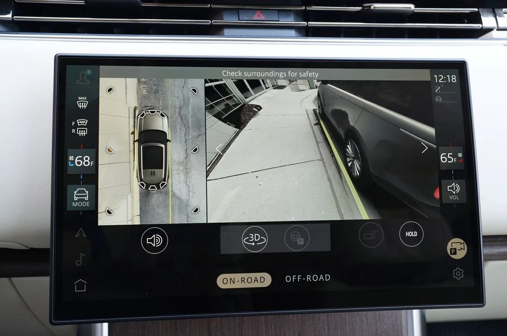 New 2026 Batumi Gold Land Rover SE image 31