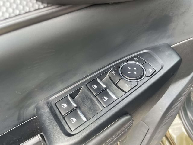 Used 2025 Green Ford Raptor image 13