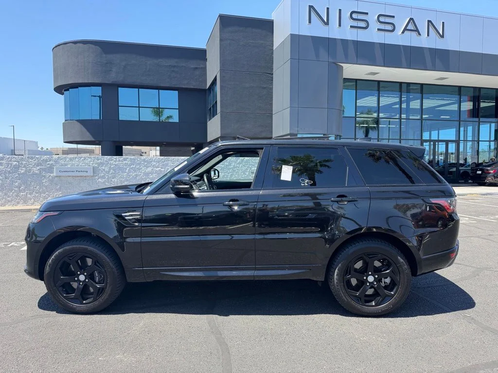 Used 2020 Black Land Rover HSE image 8