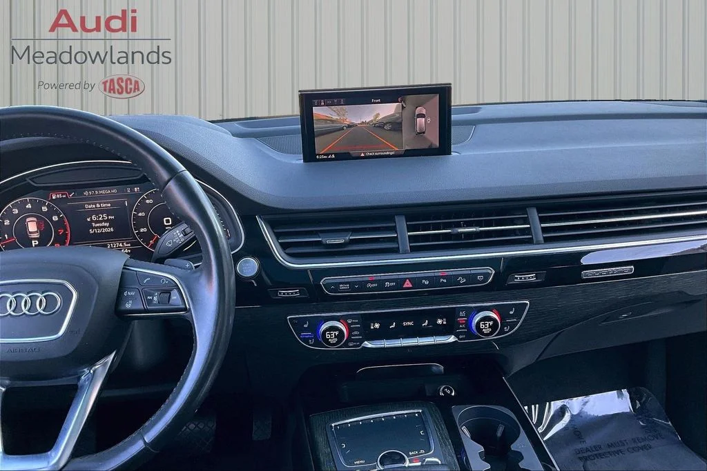 Used 2019 Gray Audi 55 Prestige image 9