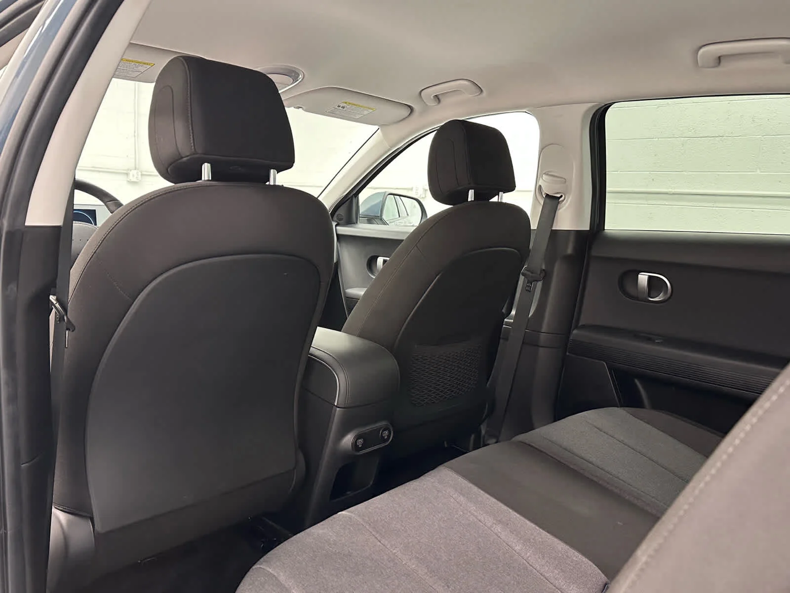 Used 2024 Digital Teal Hyundai SEL image 14