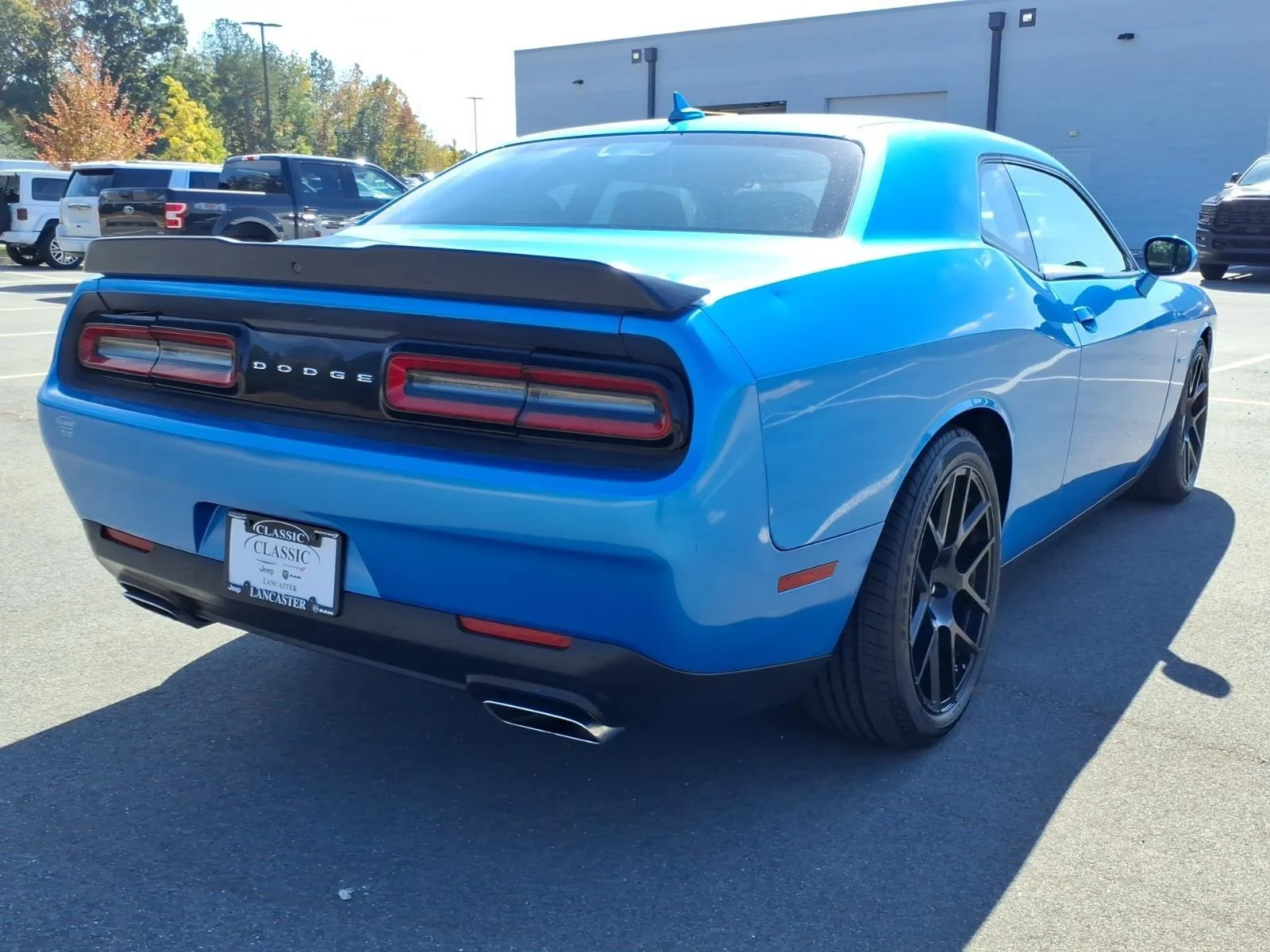 Used 2015 B5 Blue Pearl Coat Dodge R/T Plus Shaker image 2