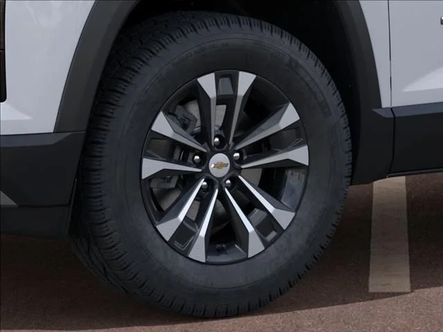 2027 Chevrolet Equinox LT - Photo 9