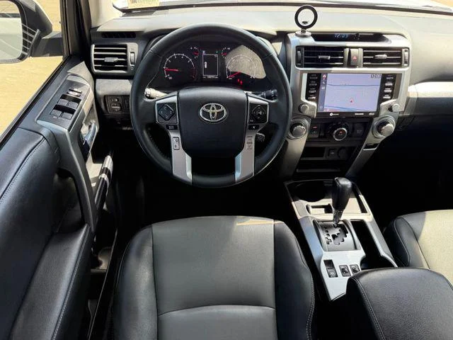 Certified Used 2020 ICE CAP Toyota SR5 Premium image 24
