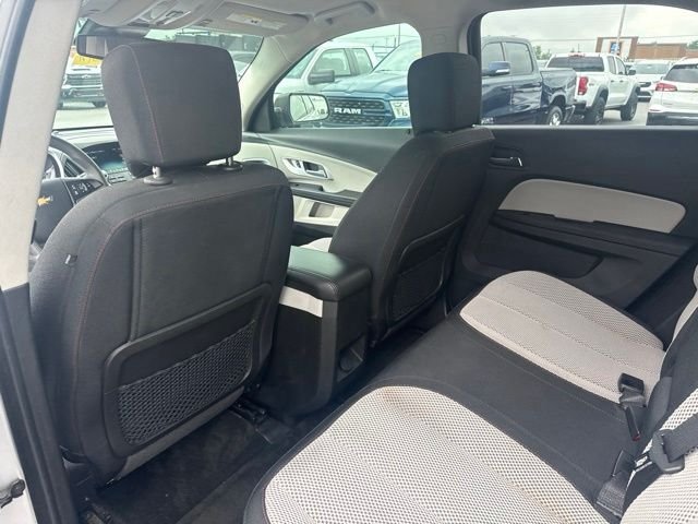 Used 2017 Silver Chevrolet LS image 26