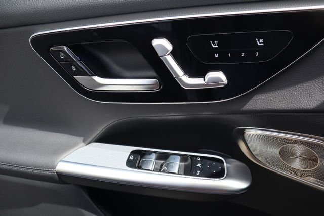 Certified Used 2026 Graphite Grey Metallic Mercedes-Benz GLC 300 image 12