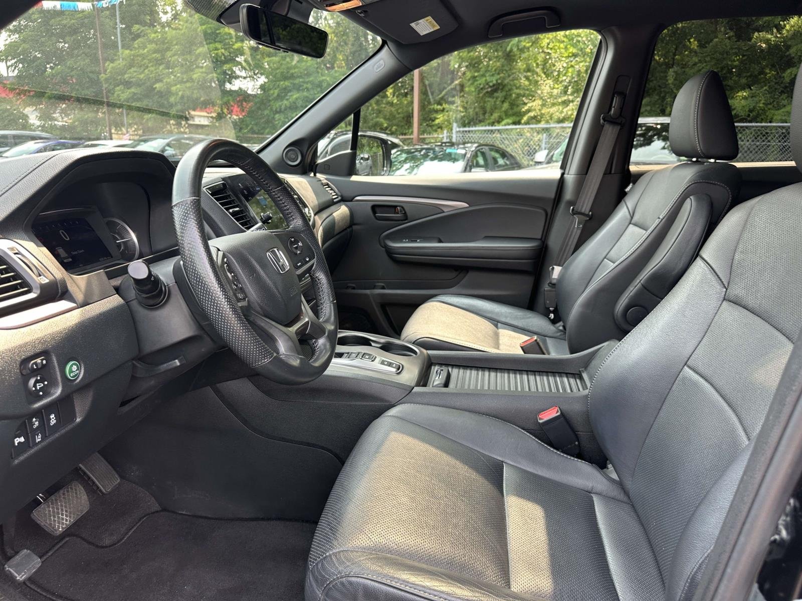 Used 2023 Black Honda EX-L image 14
