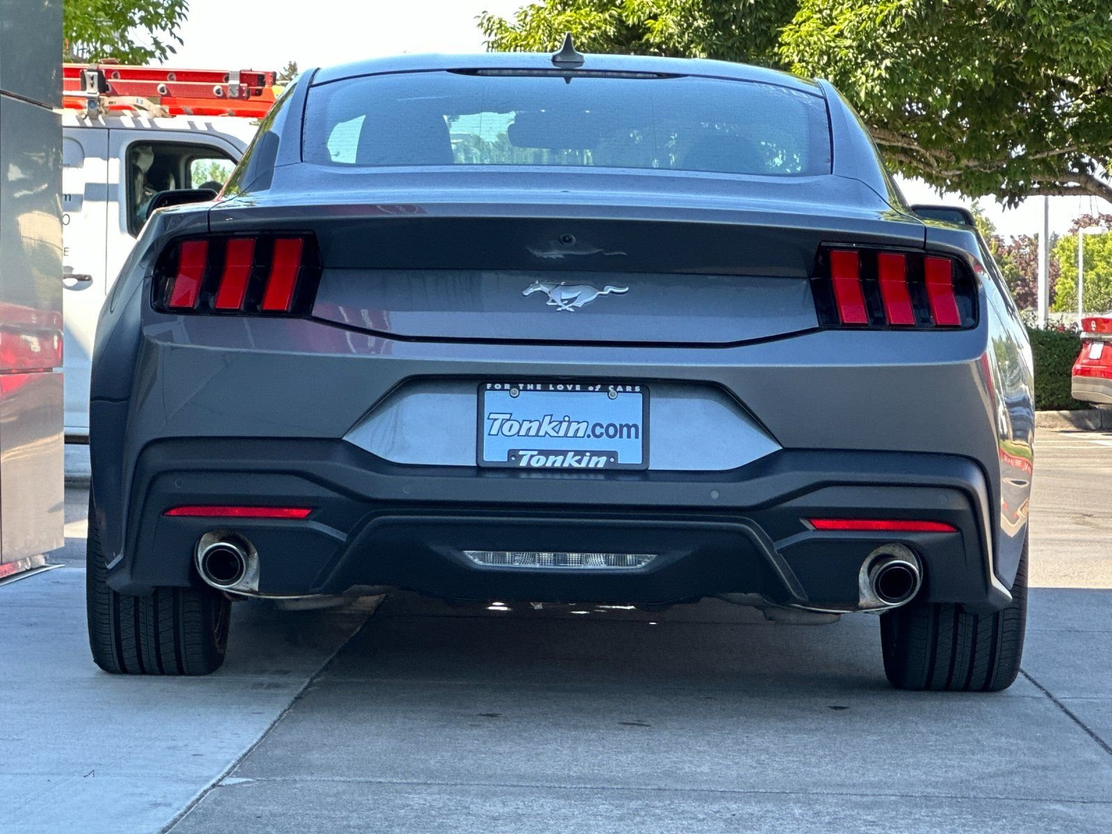 Used 2024 Gray Metallic Ford EcoBoost image 4
