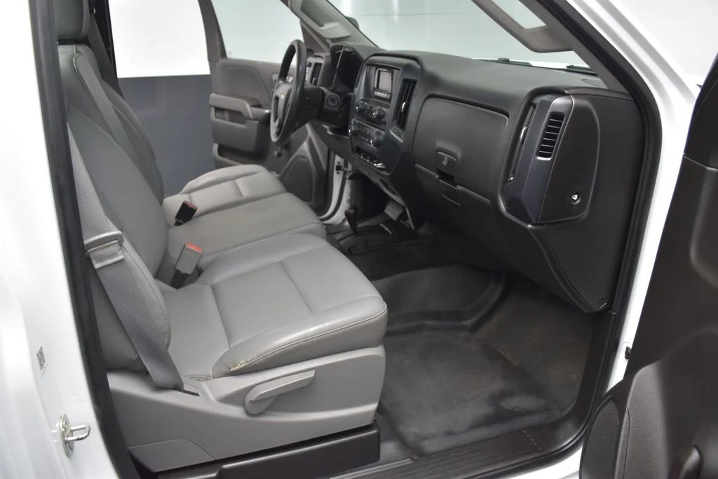 Used 2015 Summit White Chevrolet Work Truck image 18